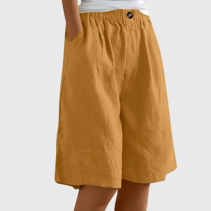 Lisa Shorts Elegant and Comfortable