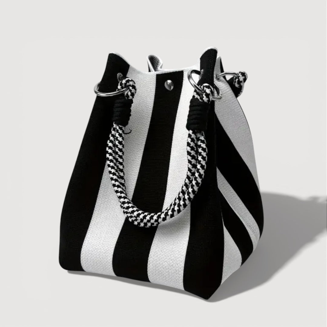 Dorothea Everyday Bucket Bag
