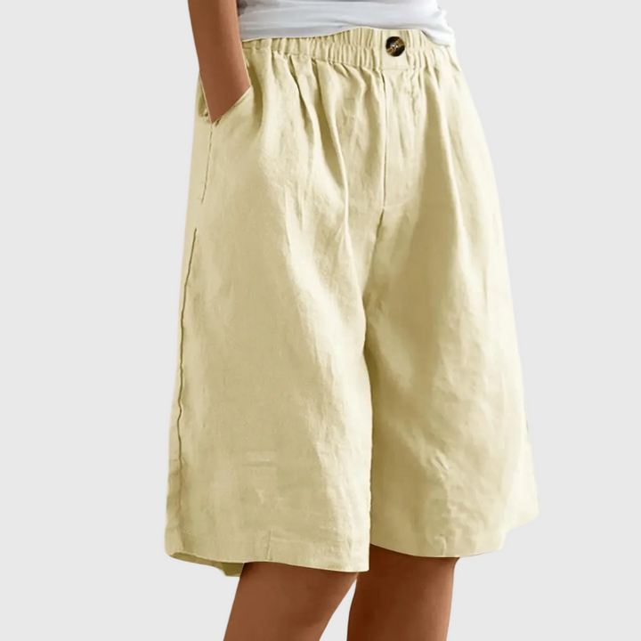 Lisa Shorts Elegant and Comfortable