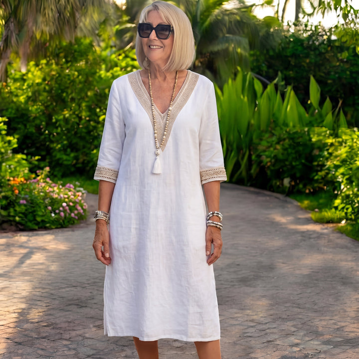 Élisa Elegant Half-Sleeve V-Neck Dress