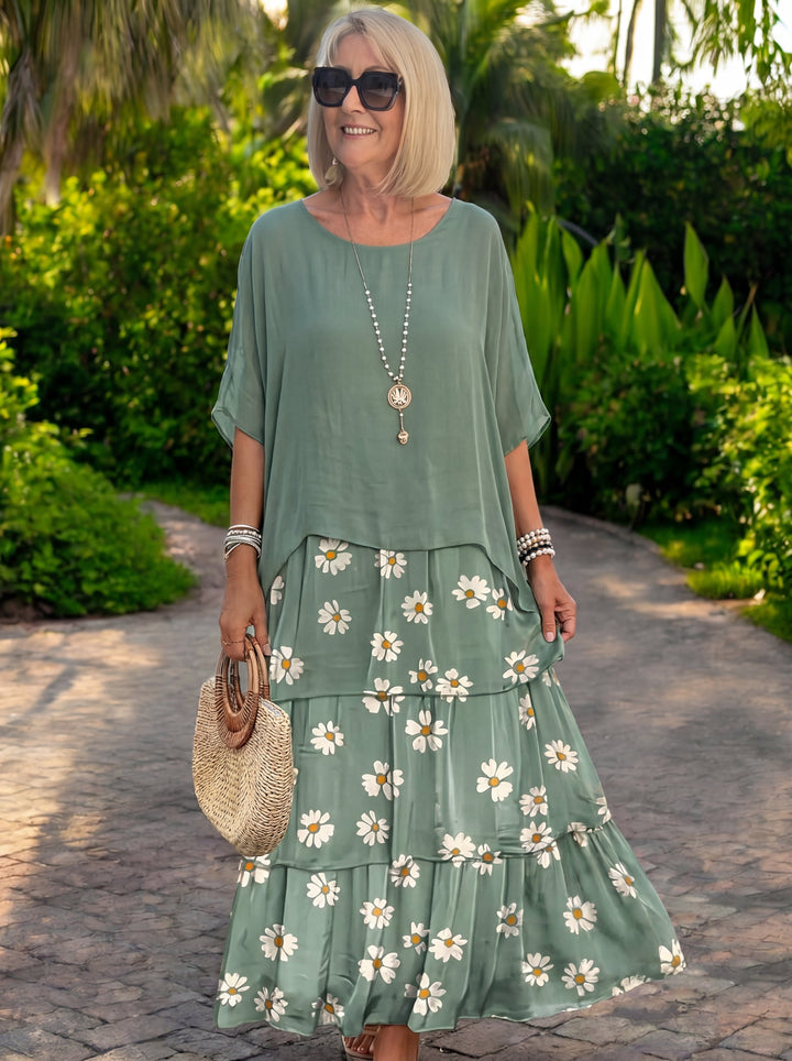 Rosie Elegant and Flowing Maxi Dress