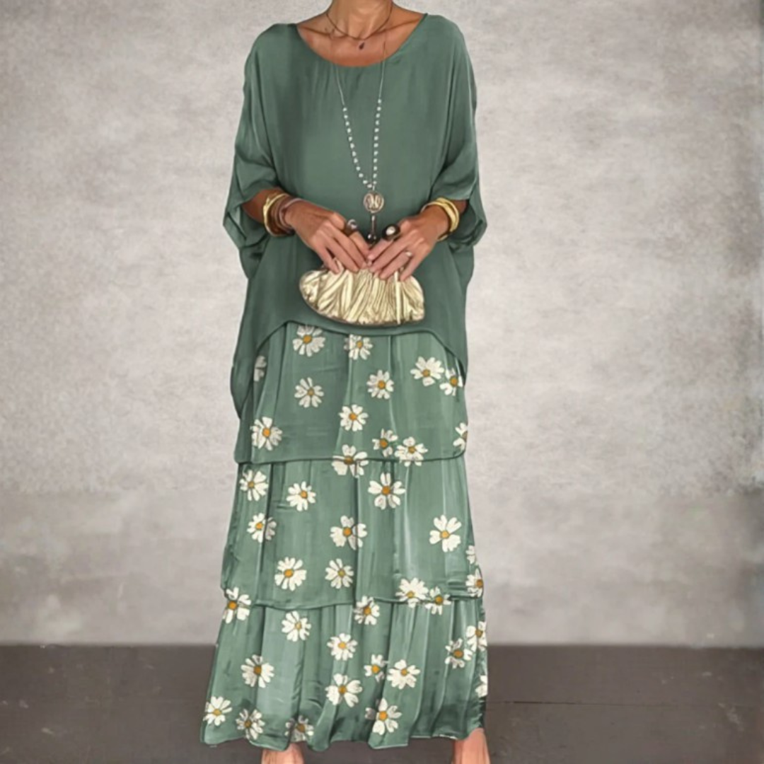 Rosie Elegant and Flowing Maxi Dress
