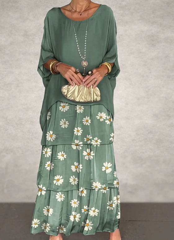 Rosie Elegant and Flowing Maxi Dress