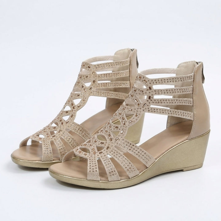 Adriana Fashionable women's orthopedic sandals
