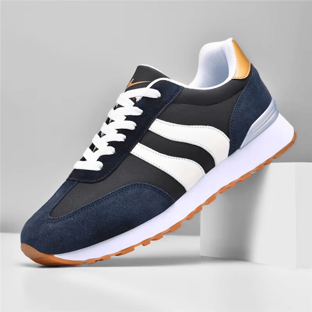Clifford Sneakers